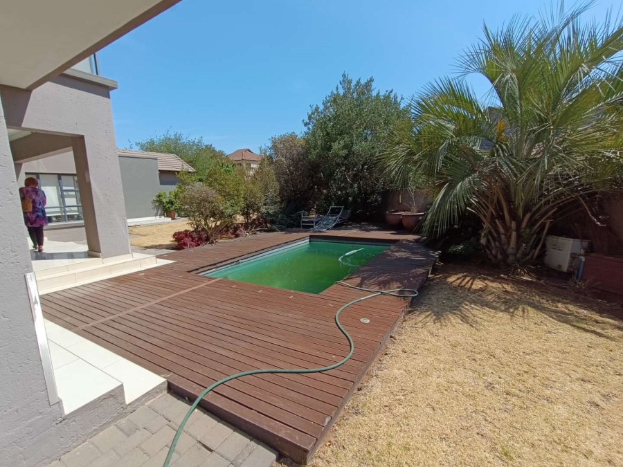 6 Bedroom Property for Sale in Midlands Estate Gauteng
