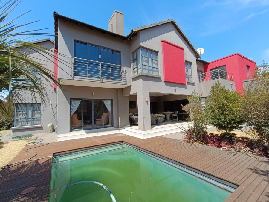 6 Bedroom Property for Sale in Midlands Estate Gauteng