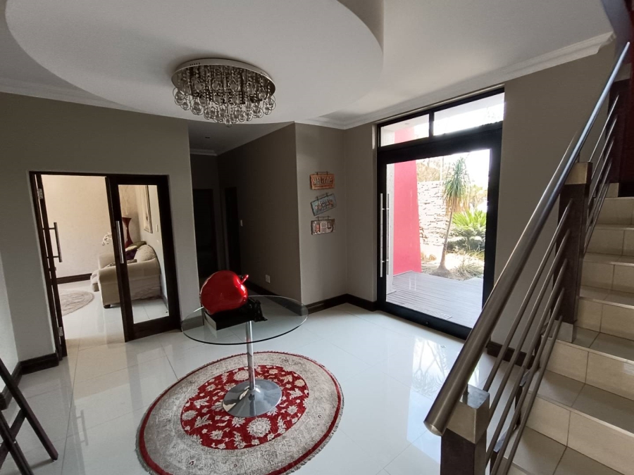 6 Bedroom Property for Sale in Midlands Estate Gauteng