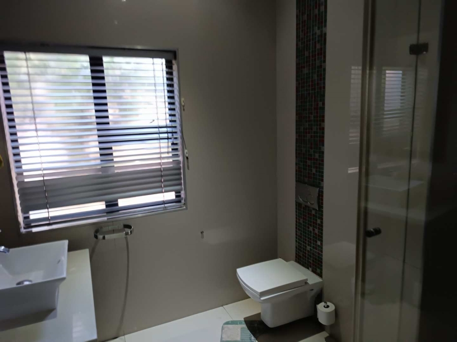 6 Bedroom Property for Sale in Midlands Estate Gauteng