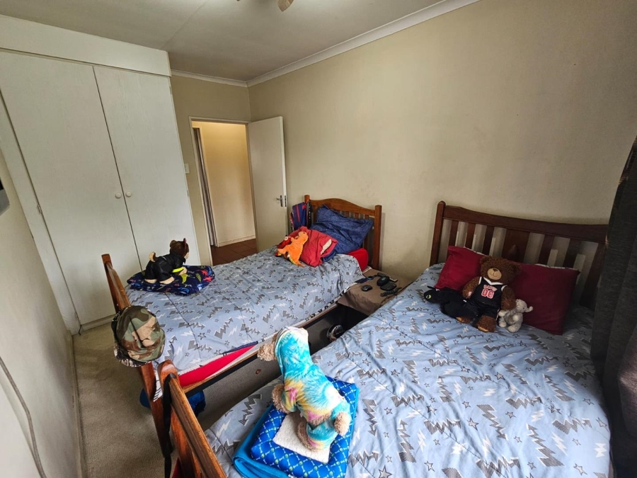 3 Bedroom Property for Sale in Die Hoewes Gauteng