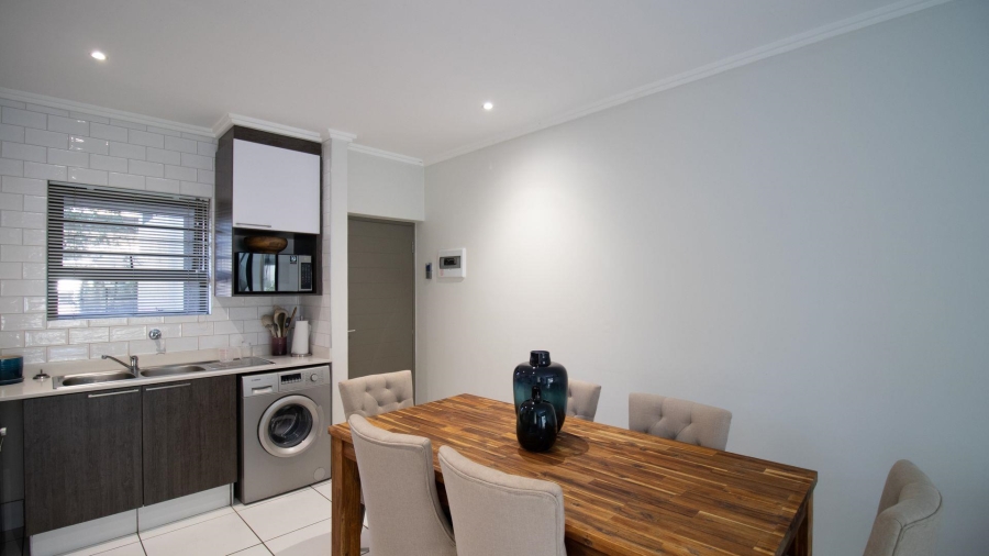 2 Bedroom Property for Sale in Lonehill Gauteng