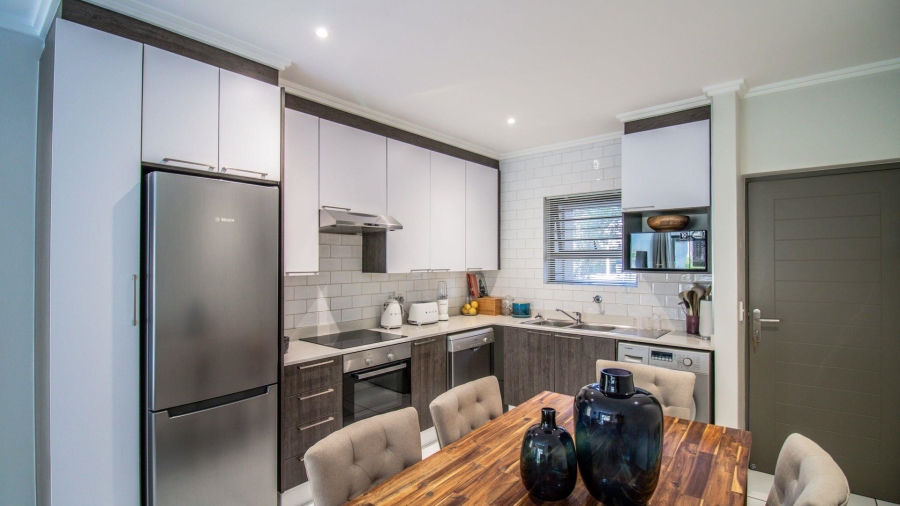 2 Bedroom Property for Sale in Lonehill Gauteng