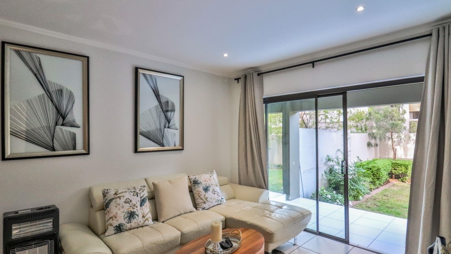 2 Bedroom Property for Sale in Lonehill Gauteng