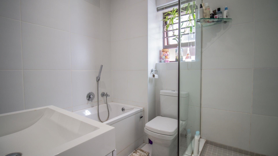 2 Bedroom Property for Sale in Lonehill Gauteng
