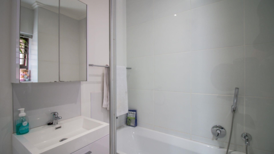2 Bedroom Property for Sale in Lonehill Gauteng