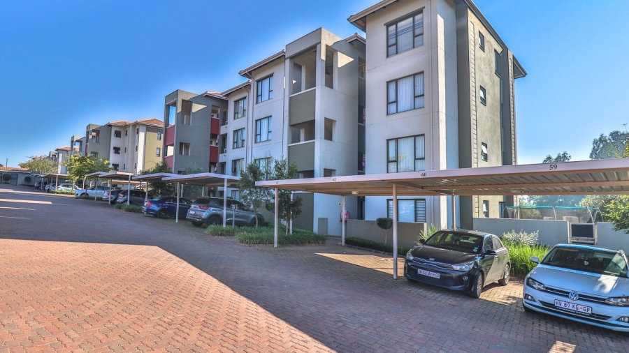 2 Bedroom Property for Sale in Lonehill Gauteng