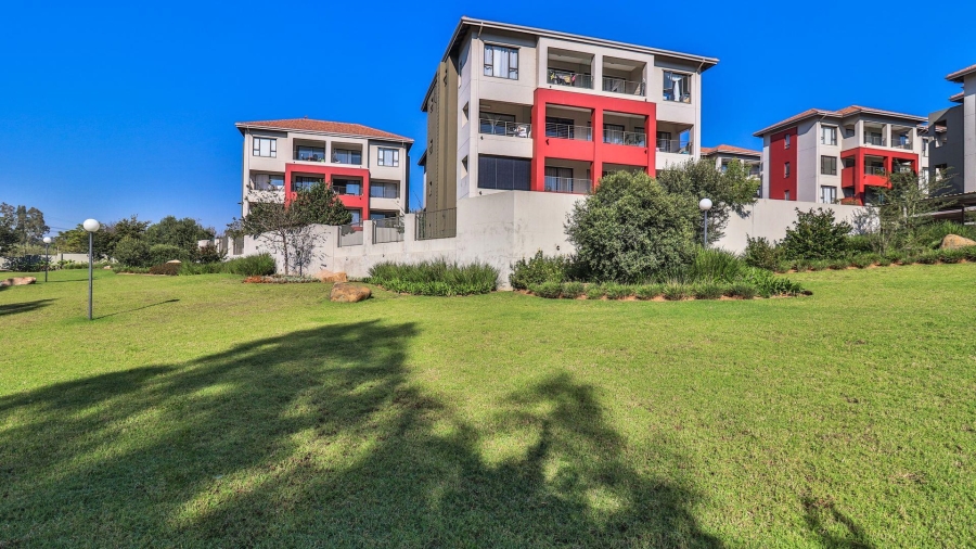 2 Bedroom Property for Sale in Lonehill Gauteng