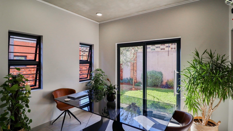 3 Bedroom Property for Sale in Kya Sands Gauteng