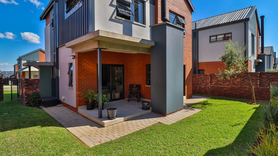 3 Bedroom Property for Sale in Kya Sands Gauteng