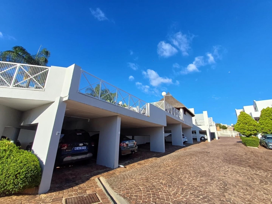 To Let 2 Bedroom Property for Rent in Northcliff Gauteng