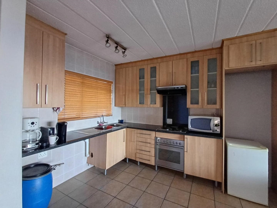 To Let 2 Bedroom Property for Rent in Northcliff Gauteng