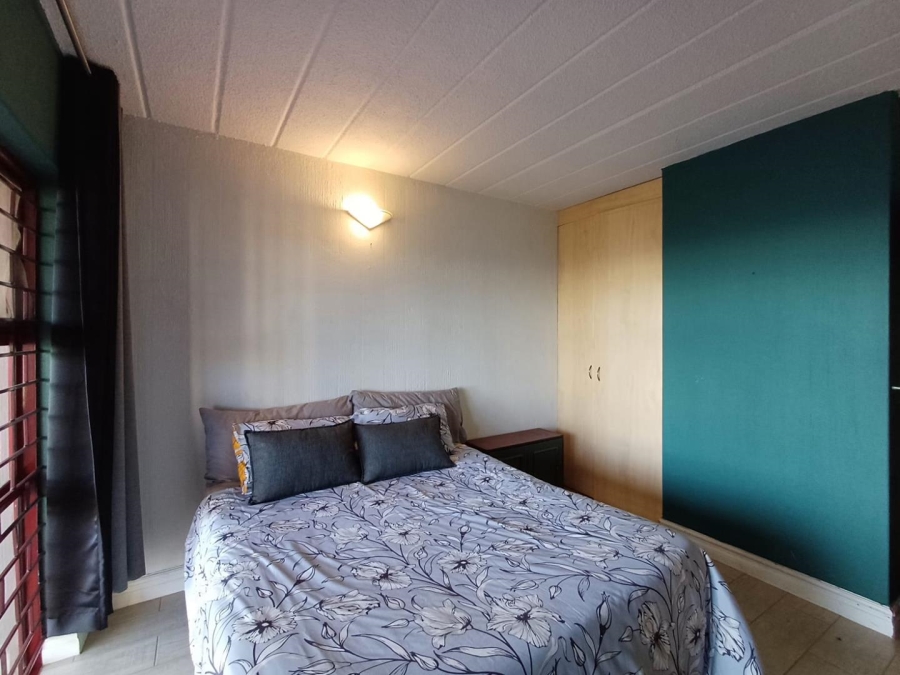 To Let 2 Bedroom Property for Rent in Northcliff Gauteng