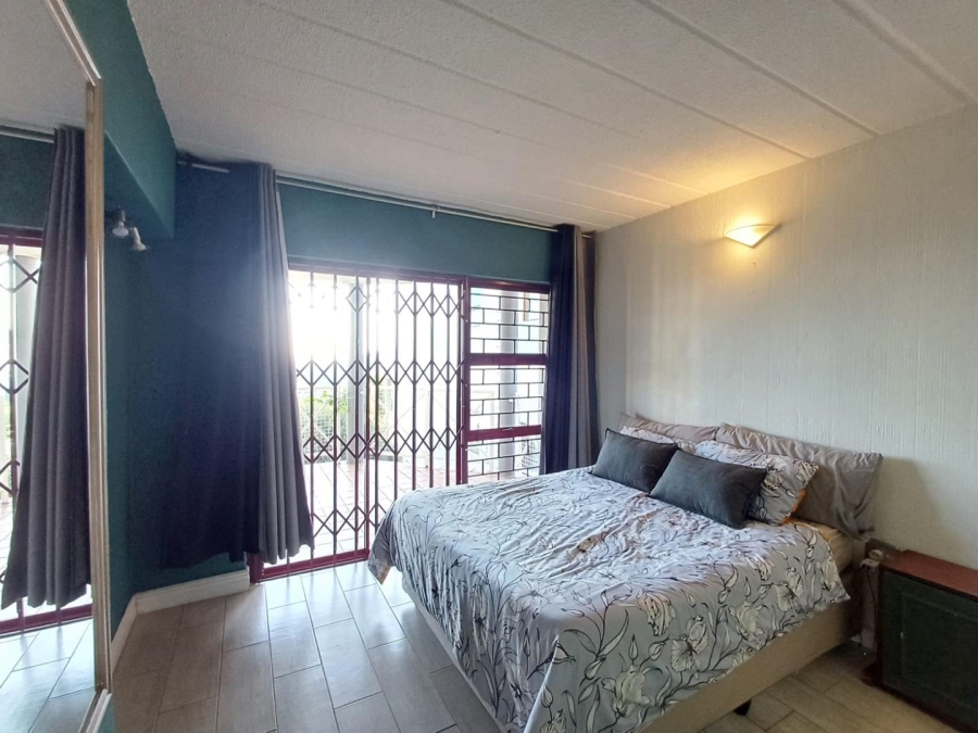 To Let 2 Bedroom Property for Rent in Northcliff Gauteng