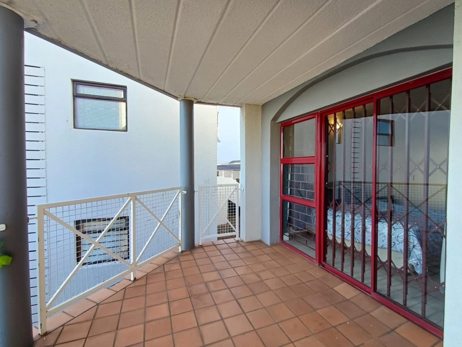 To Let 2 Bedroom Property for Rent in Northcliff Gauteng
