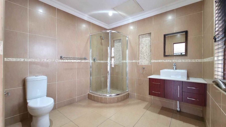 9 Bedroom Property for Sale in Strathavon Gauteng