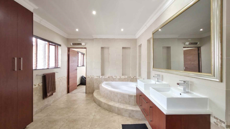 9 Bedroom Property for Sale in Strathavon Gauteng