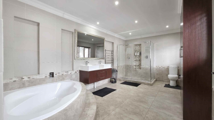 9 Bedroom Property for Sale in Strathavon Gauteng