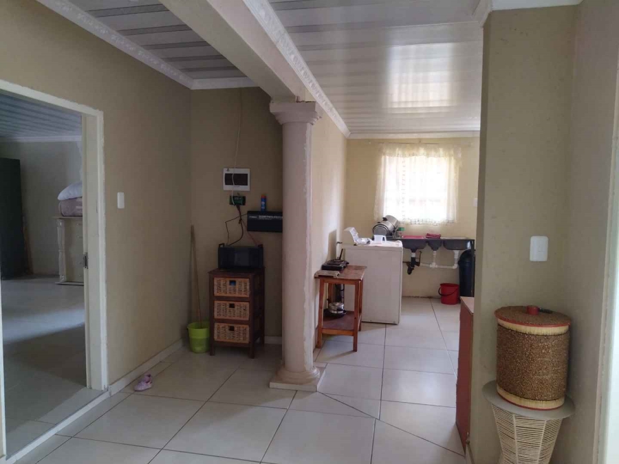 2 Bedroom Property for Sale in Winterveldt Gauteng