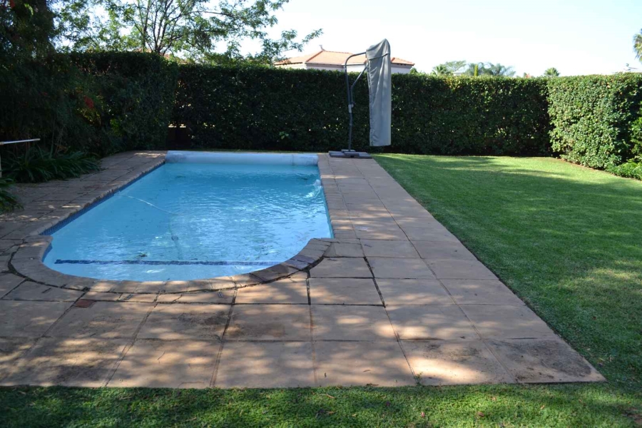 To Let 5 Bedroom Property for Rent in Woodhill Estate Gauteng