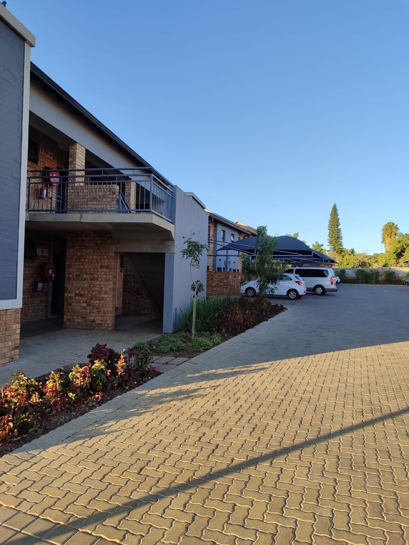 2 Bedroom Property for Sale in Theresa Park Gauteng