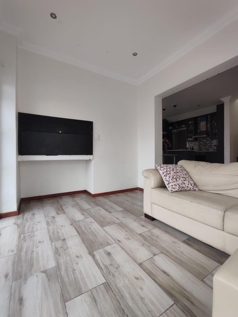 3 Bedroom Property for Sale in Thatchfield Hills Gauteng