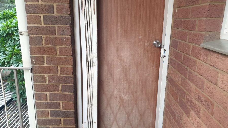 2 Bedroom Property for Sale in Muckleneuk Gauteng