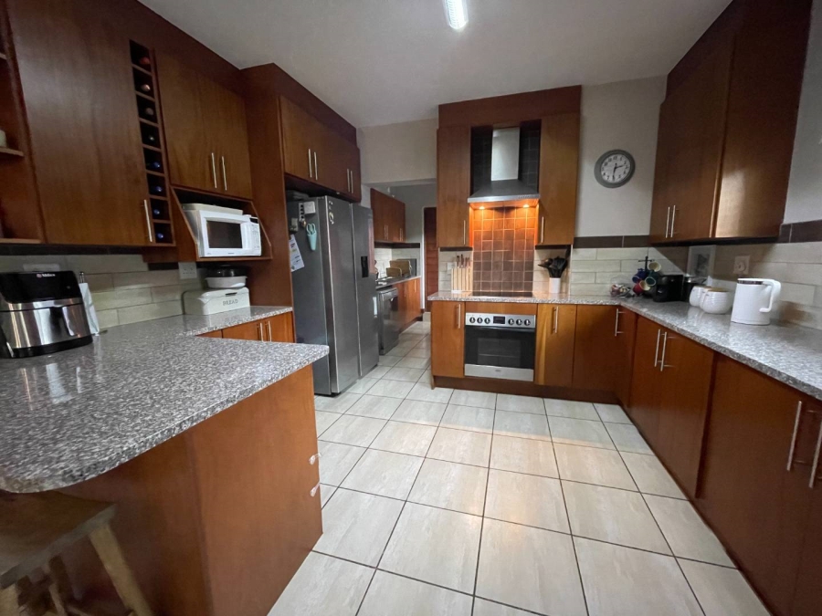 4 Bedroom Property for Sale in Midstream Hill Gauteng
