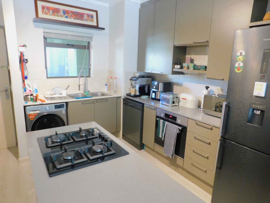 To Let 2 Bedroom Property for Rent in Bryanston Gauteng