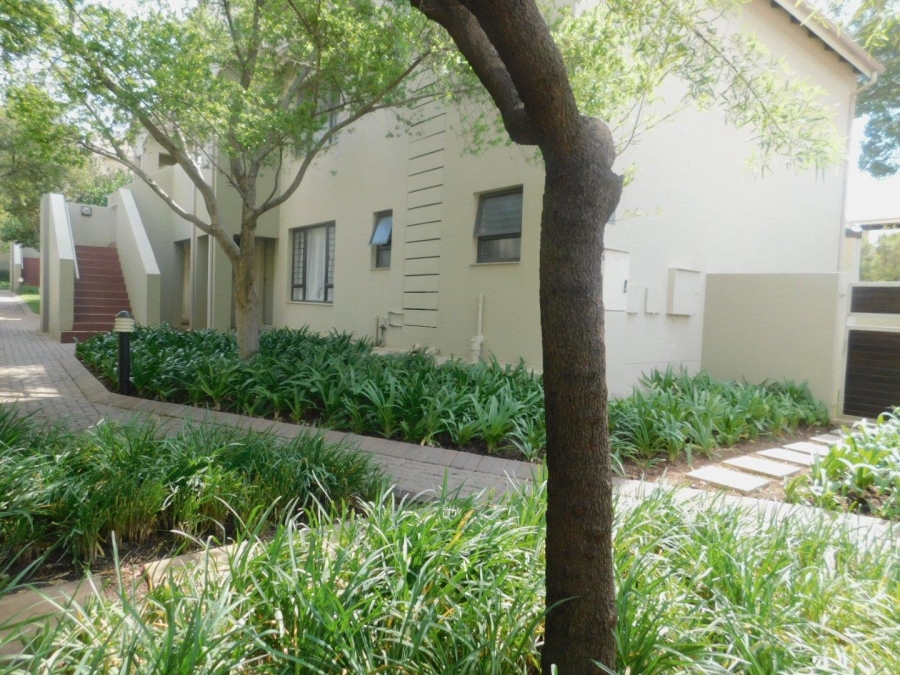 To Let 2 Bedroom Property for Rent in Bryanston Gauteng