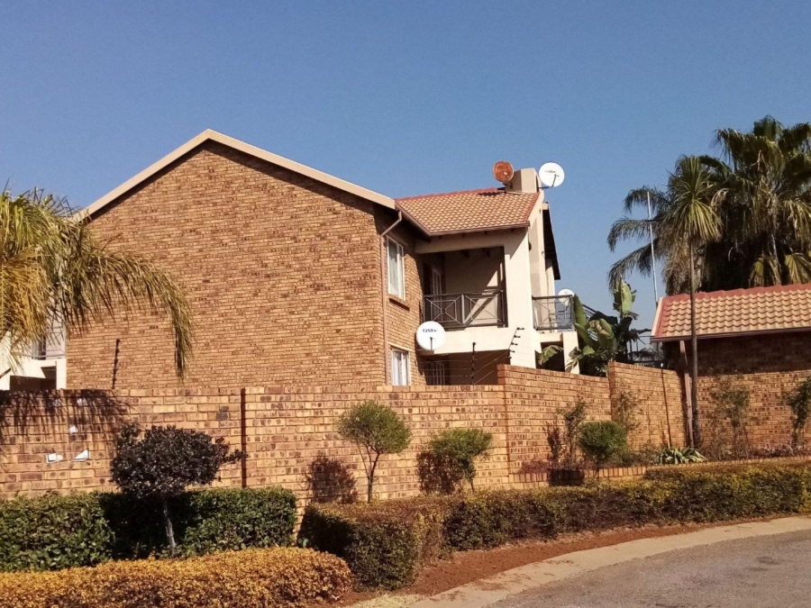 2 Bedroom Property for Sale in Highveld Gauteng