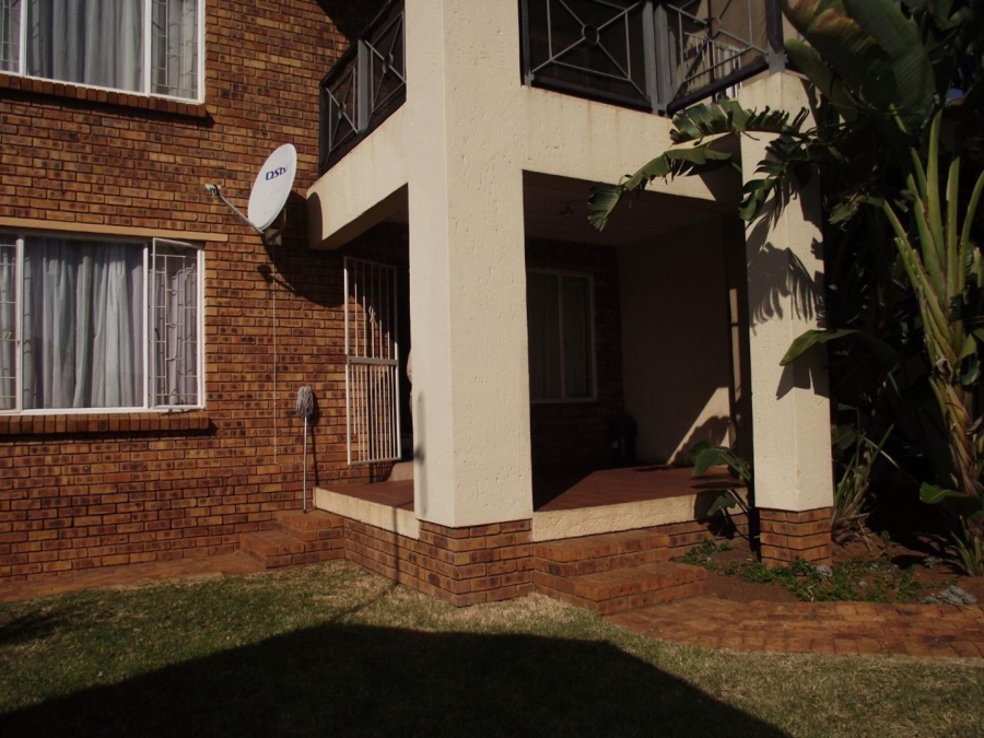 2 Bedroom Property for Sale in Highveld Gauteng