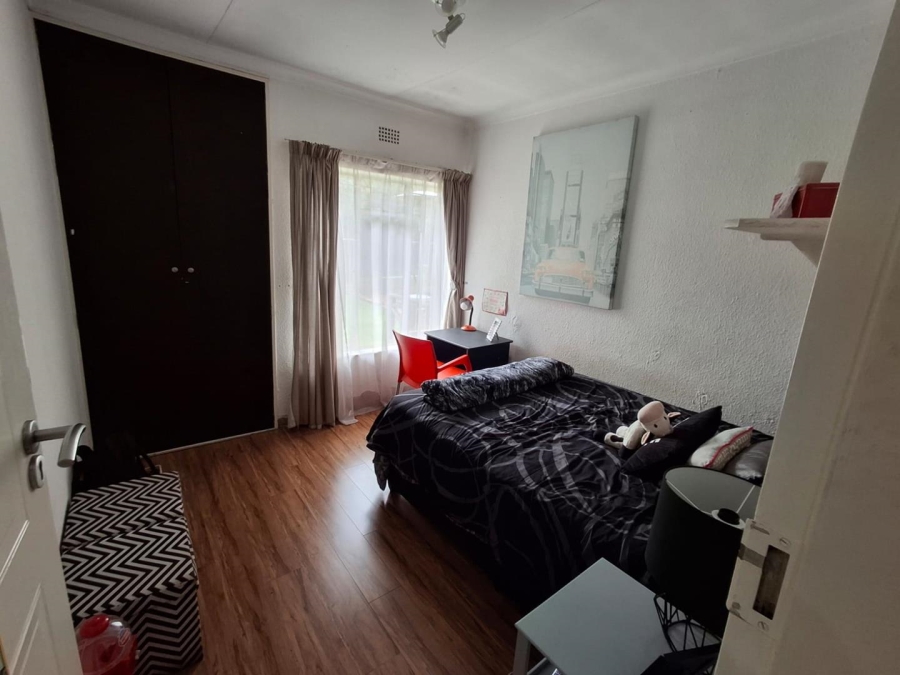 3 Bedroom Property for Sale in Brackendowns Gauteng
