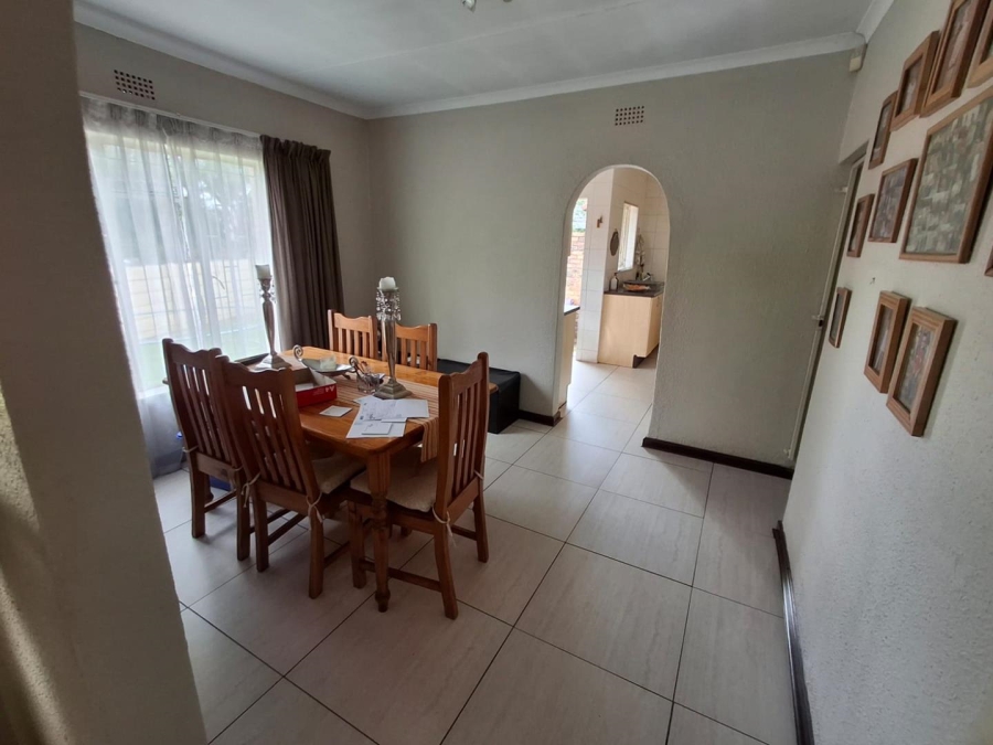 3 Bedroom Property for Sale in Brackendowns Gauteng
