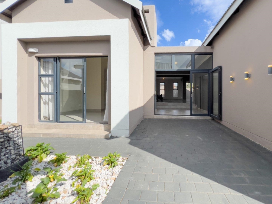 3 Bedroom Property for Sale in Golden Fields Estate Gauteng