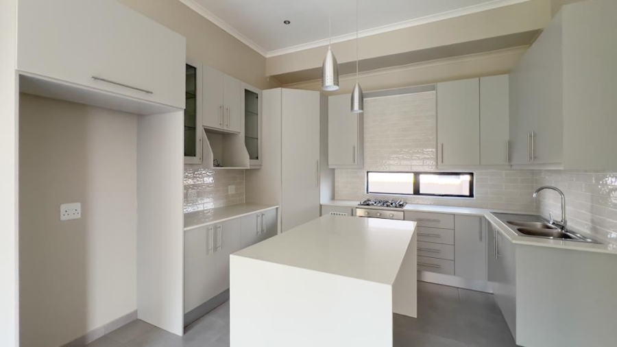 3 Bedroom Property for Sale in Golden Fields Estate Gauteng