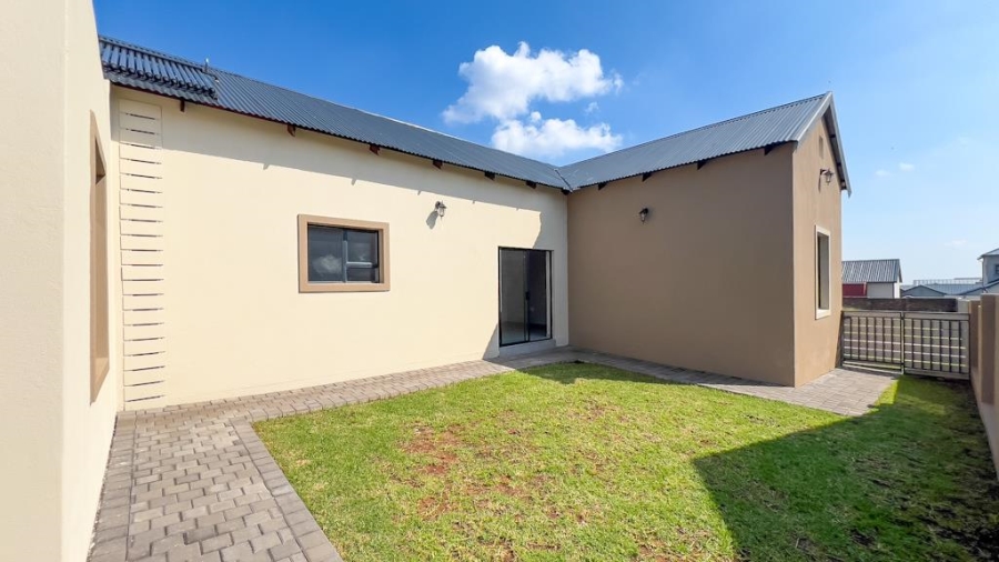 3 Bedroom Property for Sale in Golden Fields Estate Gauteng