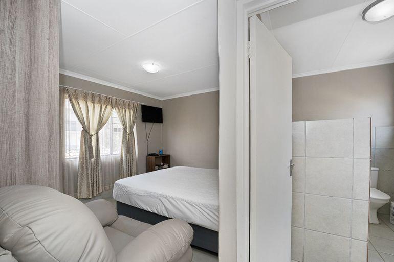 3 Bedroom Property for Sale in Summerset Gauteng