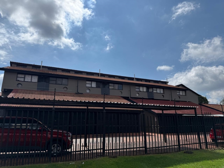 2 Bedroom Property for Sale in Valhalla Gauteng