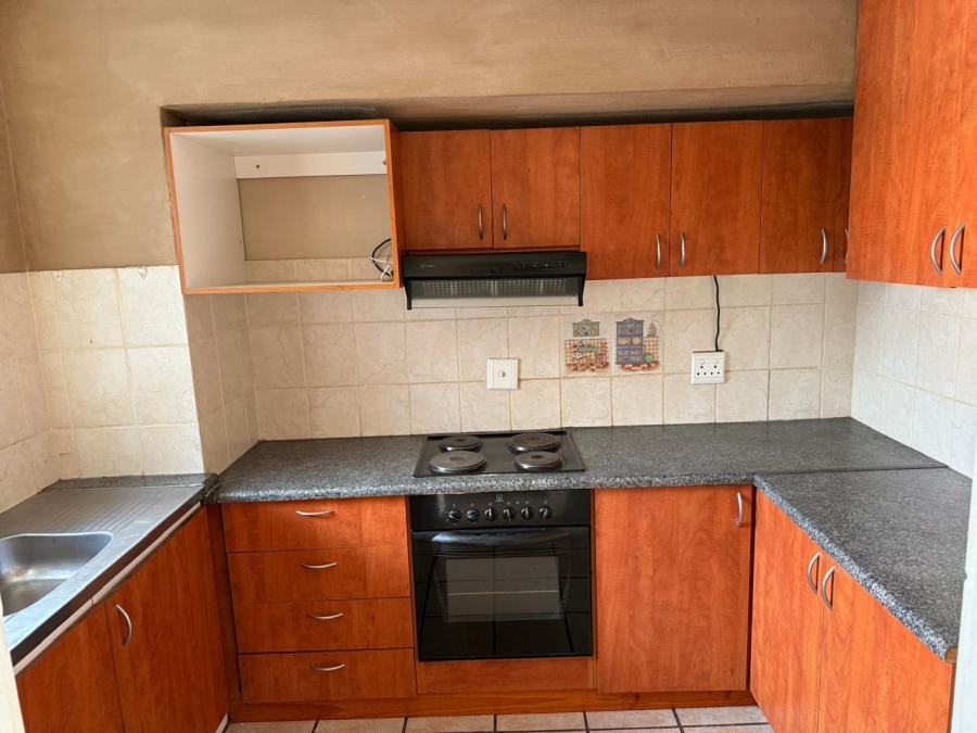 2 Bedroom Property for Sale in Valhalla Gauteng