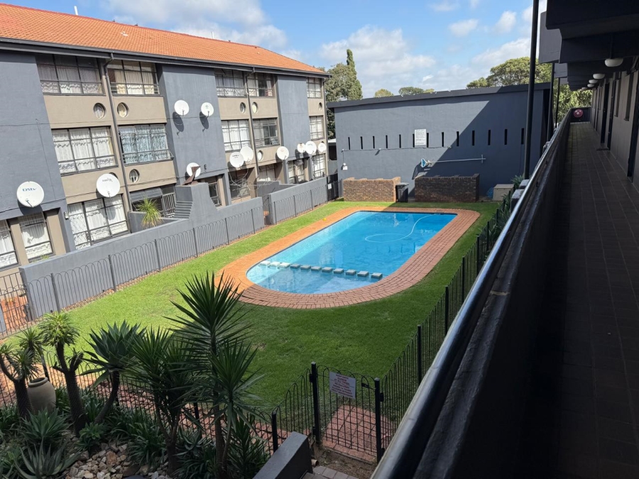 2 Bedroom Property for Sale in Valhalla Gauteng