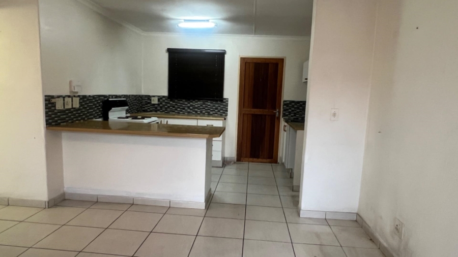 To Let 2 Bedroom Property for Rent in Alan Manor Gauteng