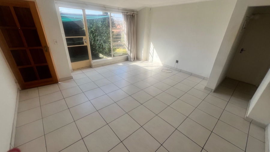 To Let 2 Bedroom Property for Rent in Alan Manor Gauteng