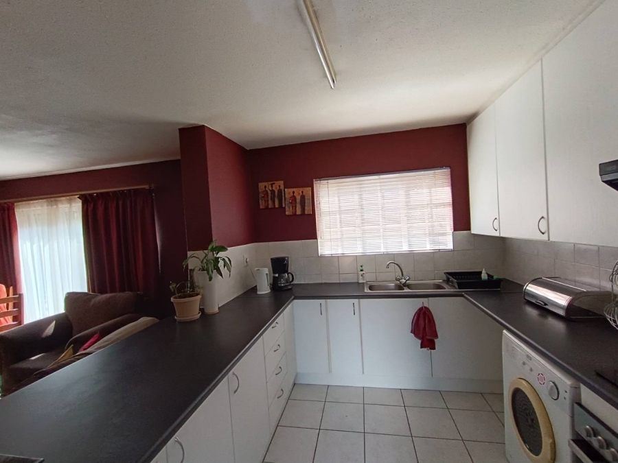 3 Bedroom Property for Sale in Heuwelsig Estate Gauteng