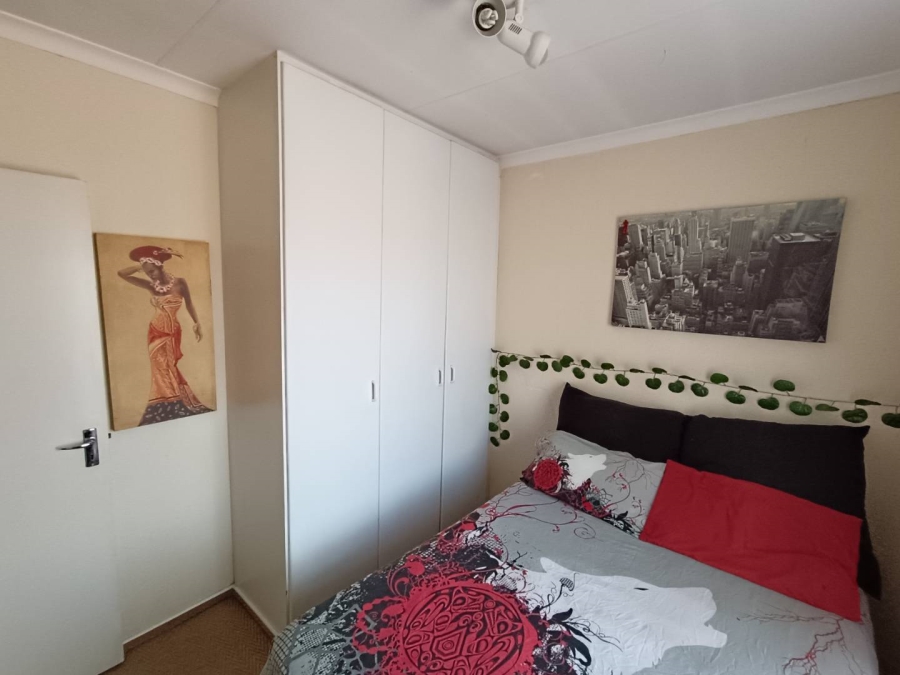 3 Bedroom Property for Sale in Heuwelsig Estate Gauteng