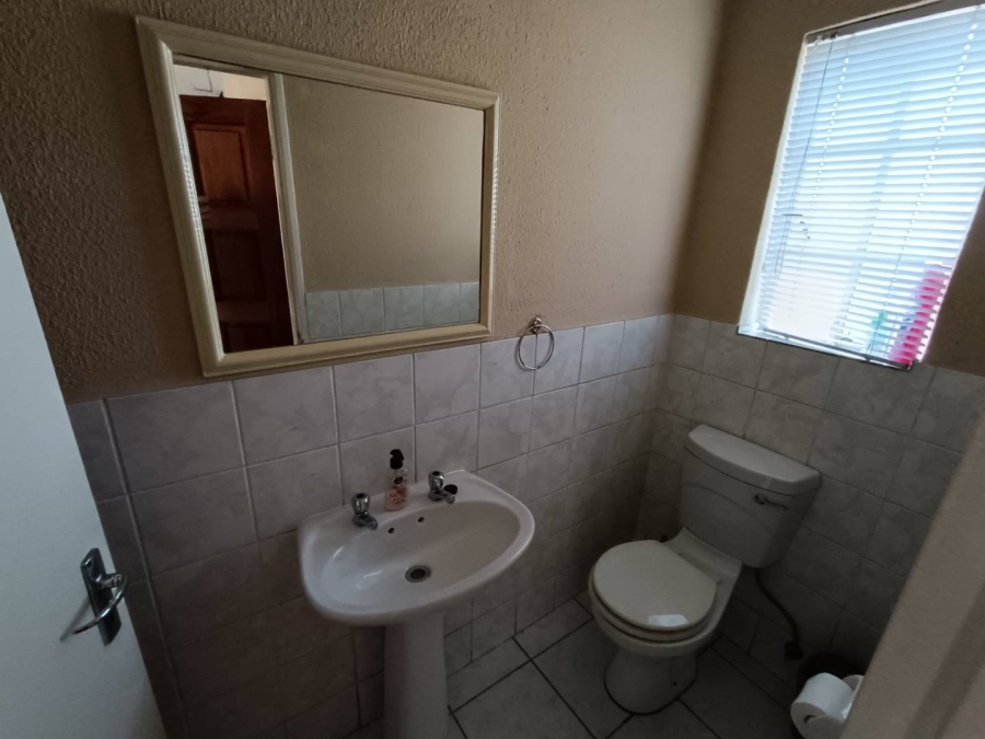 3 Bedroom Property for Sale in Heuwelsig Estate Gauteng