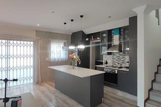 3 Bedroom Property for Sale in Thatchfield Hills Gauteng