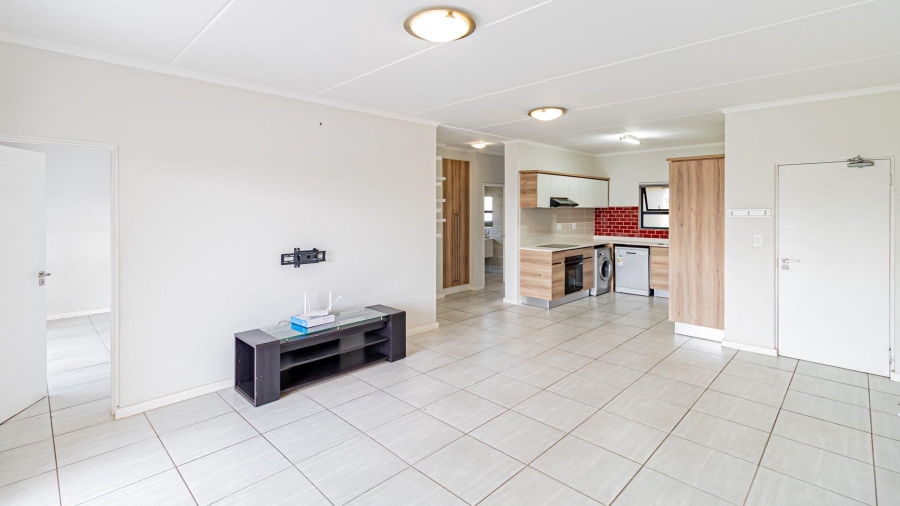 2 Bedroom Property for Sale in Waterfall Gauteng
