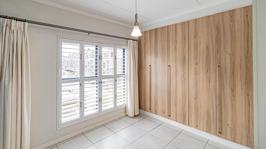 2 Bedroom Property for Sale in Waterfall Gauteng