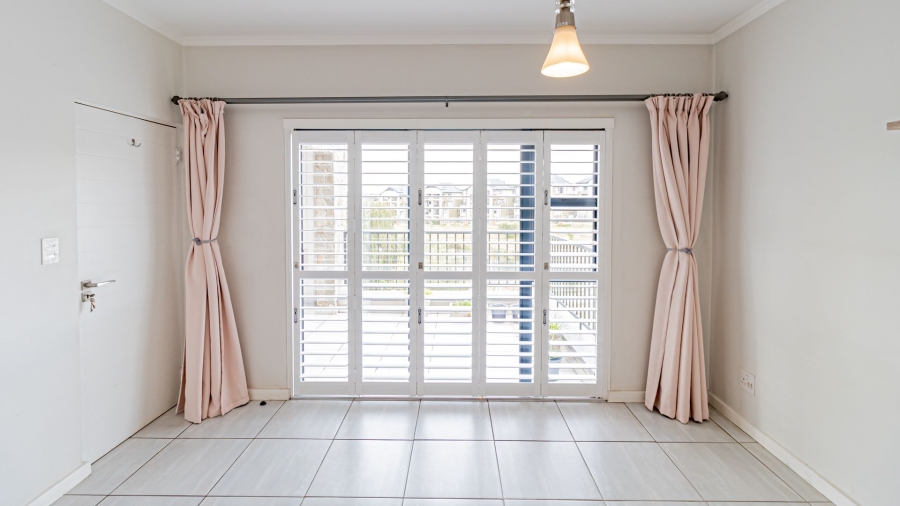 2 Bedroom Property for Sale in Waterfall Gauteng